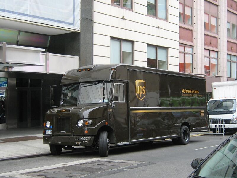 File:UPS truck (3550005149).jpg
