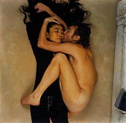 Annie Leibovitz Lennon Ono December 1980.jpg