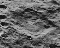 Houzeau crater 5022 h2.jpg