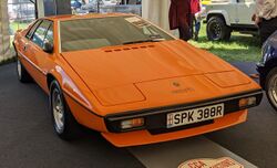 Lotus Esprit 2.jpg