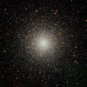 Messier53 - SDSS DR14 (panorama).jpg