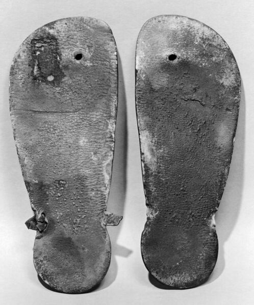 File:Egyptian - Pair of Leather Sandals - Walters 73110.jpg