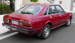 1980 Toyota Corona (RT132) liftback (2015-09-12) 02.jpg