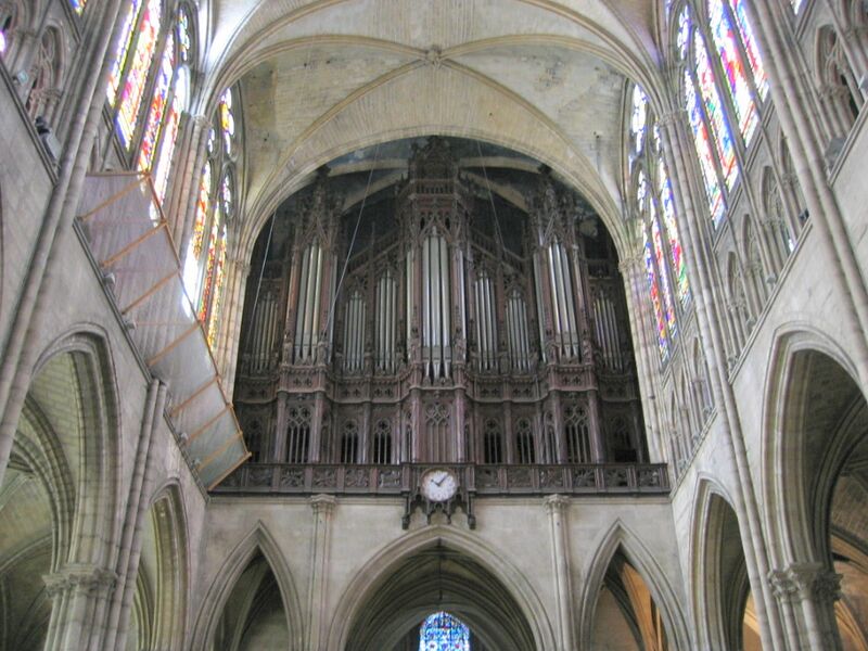 File:Basilique Saint-Denis 02.jpg