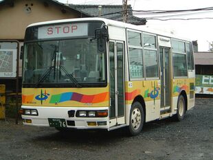 Communitybus mirai21 inShinmei.JPG