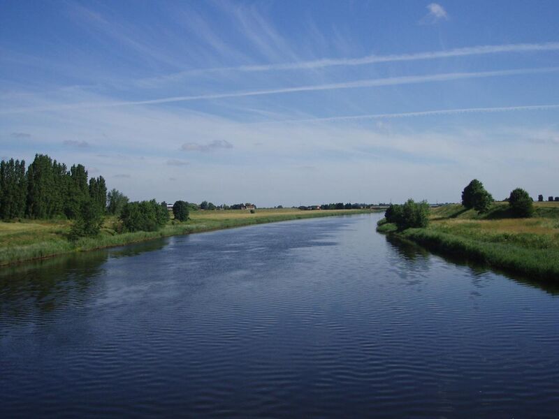 File:Great Ouse Relief Channel.jpg