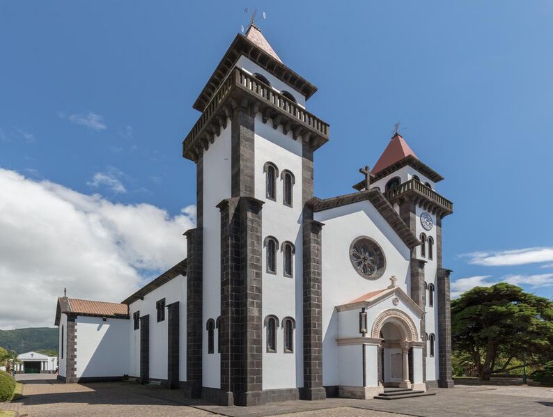 File:Iglesia de Nuestra Señora de la Alegría, Furnas, isla de San Miguel, Azores, Portugal, 2020-07-29, DD 81.jpg