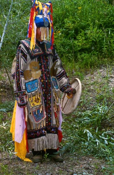 File:Chuonnasuan, the last shaman of the Oroqen, in July 1994 (Photo by Richard Noll).jpg