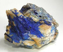 Linarite-162465.jpg