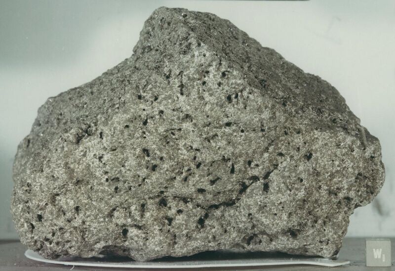 File:Lunar basalt 70017.jpg