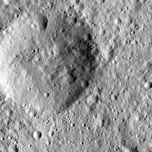 File:PIA20402-Ceres-DwarfPlanet-Dawn-4thMapOrbit-LAMO-image47-20160125.jpg