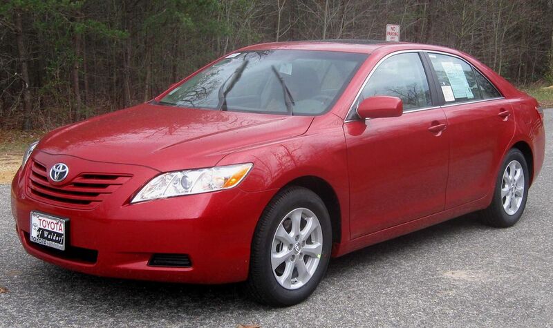 File:2009 Toyota Camry LE.jpg