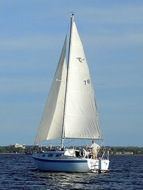 Tanzer 28 sailboat 0894.jpg