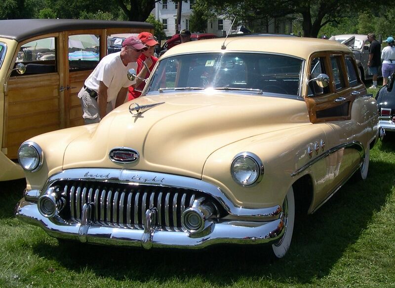 File:1952 Buick Woody Estate Wagon.JPG