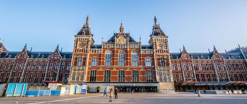 File:Amsterdam Central Station1.jpg