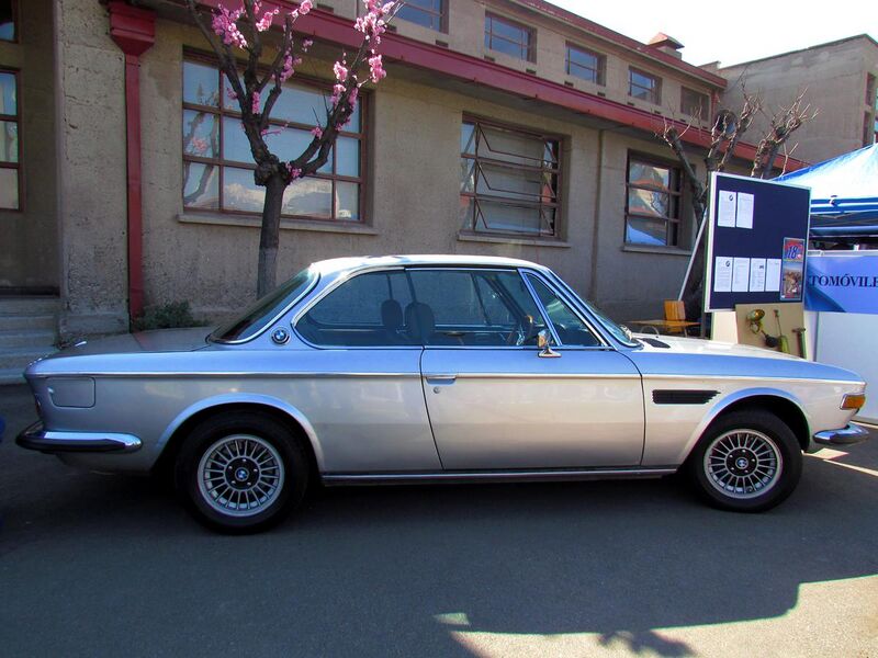 File:BMW 3.0 CS 1974 (14396273378).jpg