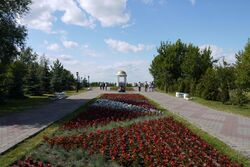 Dubna War Memorial and Gardens.JPG