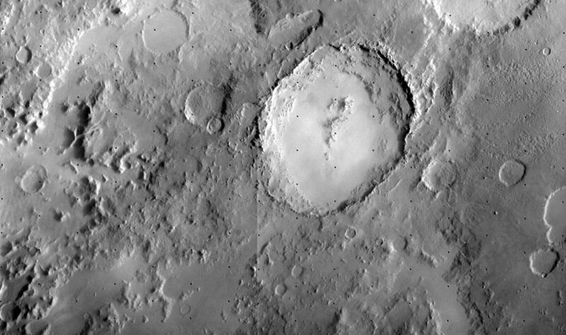 File:Hale crater 611A44 611A46.jpg