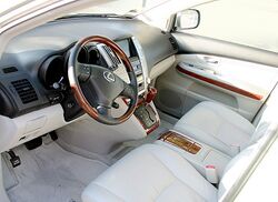 Lexus RX 350 interior forward.jpg