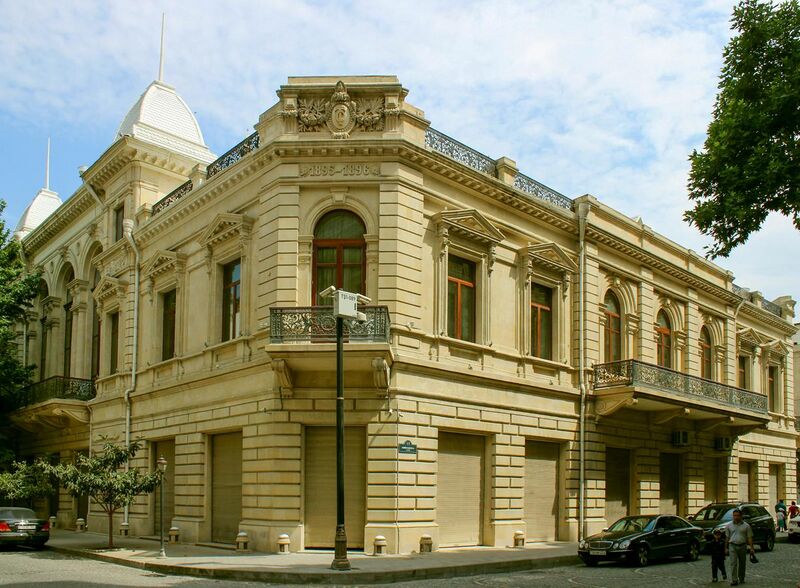 File:National Museum of History of Azerbaijan 10.JPG