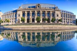 Palatul de Justiție.jpg