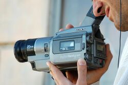 Sony Handycam DCR-VX700E MiniDV camcorder.jpg