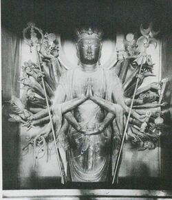 Thousand armed Kannon Dojoji.JPG