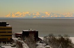 Alaska Range Sunrise (10826788635).jpg
