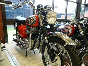 BSA Lightning Rocket 1964.JPG