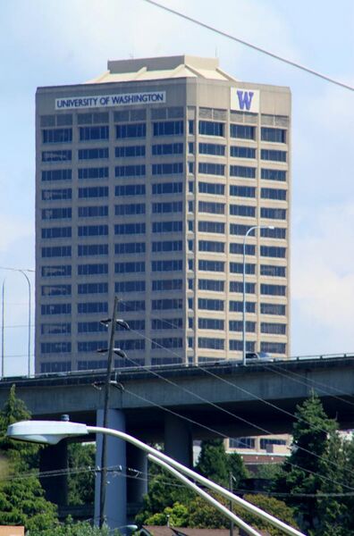 File:UW Tower from 38th & Eastern.jpg