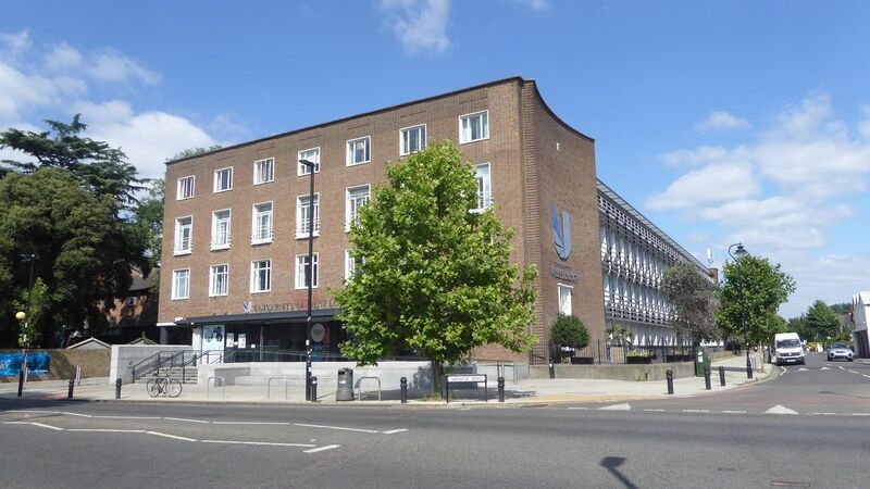 File:University of West London Building in Ealing.jpg