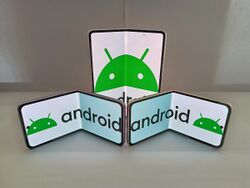 Android Foldable Smartphone.jpg