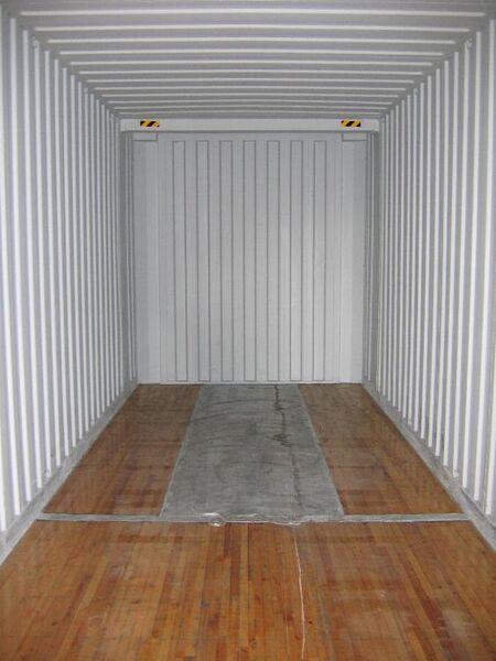 File:Inside of a container 1.jpg
