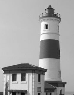 Jamestown lighthouse.jpg