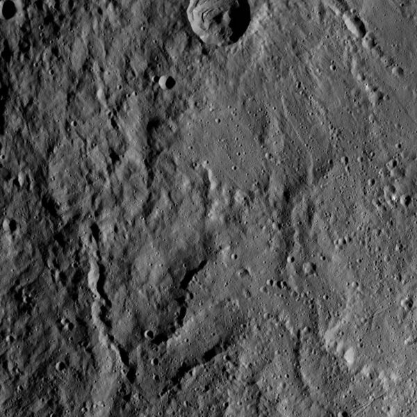 File:PIA19899-Ceres-DwarfPlanet-Dawn-3rdMapOrbit-HAMO-image21-20150827.jpg