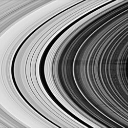 Spokes in Saturn's B Ring.jpg