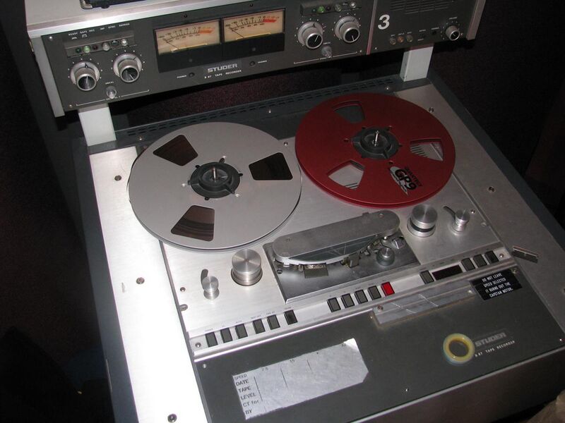 File:Studer B67 tape recorder.jpg