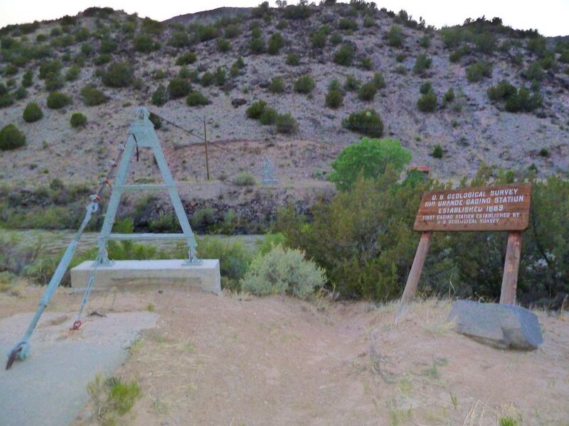 File:Near Velarde, NM, U.S. Geological Survey Rio Grande Embudo Gaging Station, 2011 - panoramio.jpg