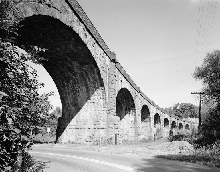 File:Thomas-viaduct-1.jpg