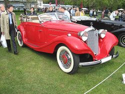 Mercedes-Benz 320-Cabriolet Front-view.JPG