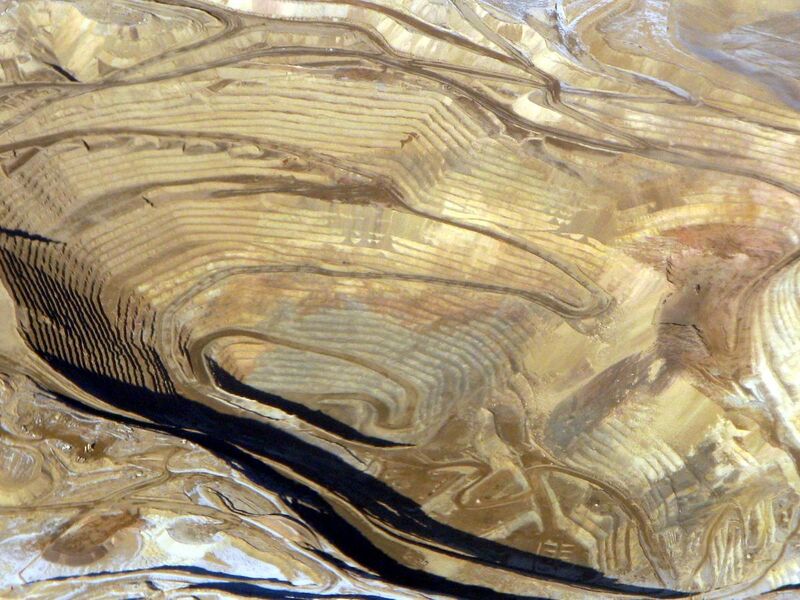 File:Round Mountain gold mine, aerial.jpg