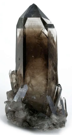 Smoky-quartz-TUCQTZ09-03-arkenstone-irocks.png