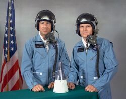 Gemini 7 Crew (Lovell und Borman).jpg