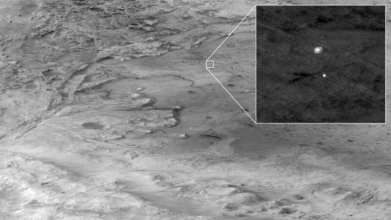 File:HiRISE Captured Perseverance During Descent to Mars.jpg