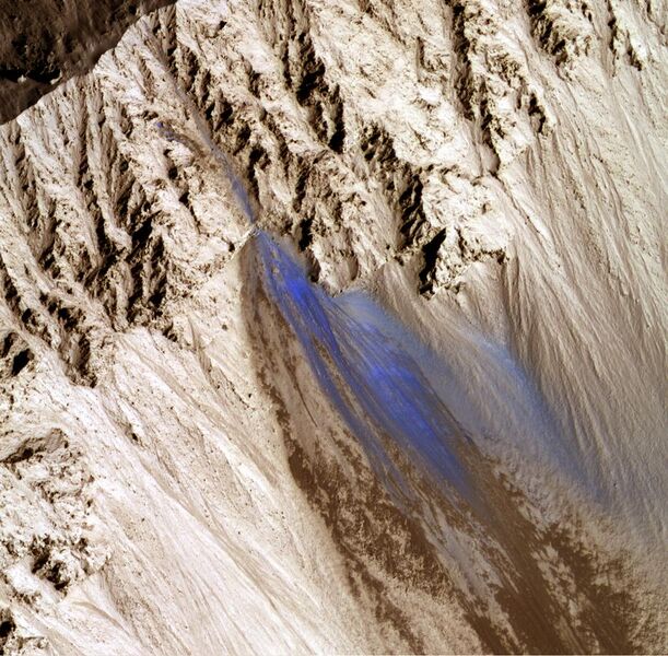 File:Landslide on Mars.jpg