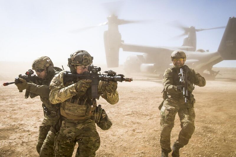 File:A joint special forces team moves together out of an Air Force CV-22 Osprey aircraft, Feb. 26, 2018.jpg
