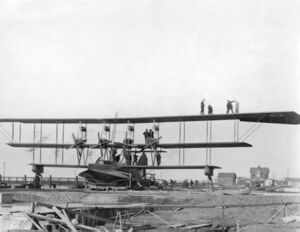 Curtiss T Wanamaker Triplane2.jpg