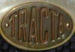 Emblem Tracta.JPG