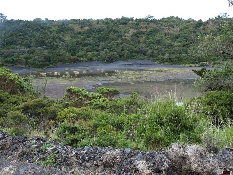 File:Extinct Crater, Irazu Volcano, Costa Rica - Daniel Vargas.jpg