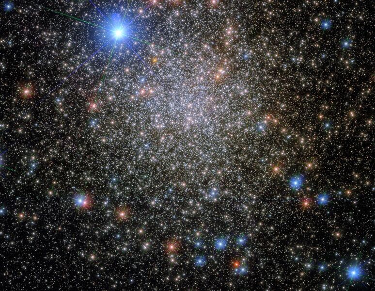 File:NGC6380 - HST - Potw2128a.jpg